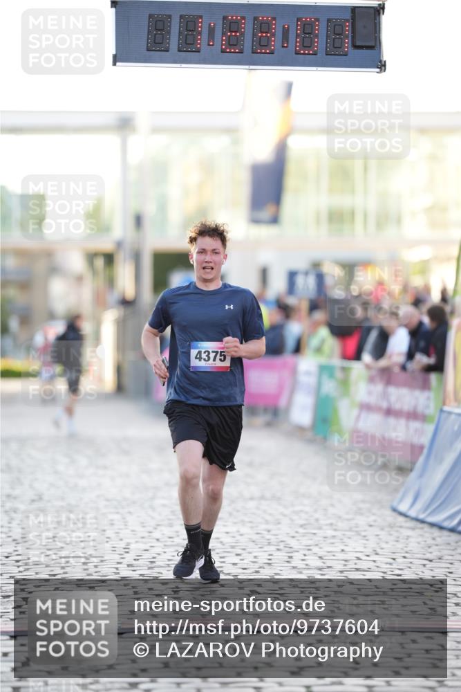 12.06.2026 - Holstenköstenlauf LAZAROV Photography http://msf.ph/oto/9737604 12.06.2026 20:23:00 Laufen 4375 meine-sportfotos.de