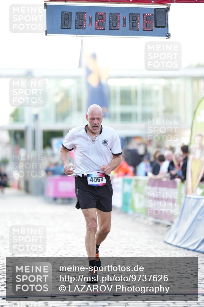 12.06.2026 - Holstenköstenlauf LAZAROV Photography http://msf.ph/oto/9737626 12.06.2026 20:21:15 Laufen 4567 meine-sportfotos.de