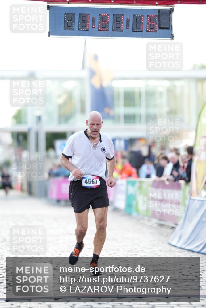 12.06.2026 - Holstenköstenlauf LAZAROV Photography http://msf.ph/oto/9737627 12.06.2026 20:21:14 Laufen 4567 meine-sportfotos.de