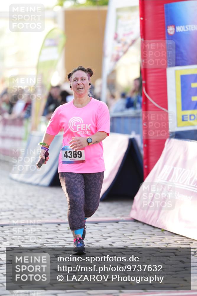 12.06.2026 - Holstenköstenlauf LAZAROV Photography http://msf.ph/oto/9737632 12.06.2026 20:18:00 Laufen 4369 meine-sportfotos.de