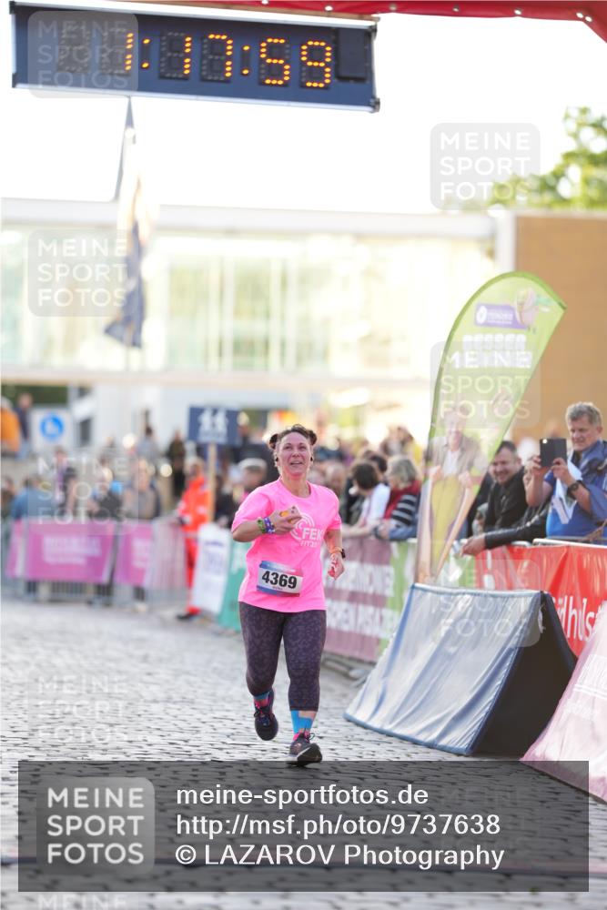 12.06.2026 - Holstenköstenlauf LAZAROV Photography http://msf.ph/oto/9737638 12.06.2026 20:17:58 Laufen 4369 meine-sportfotos.de