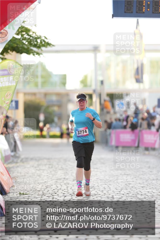 12.06.2026 - Holstenköstenlauf LAZAROV Photography http://msf.ph/oto/9737672 12.06.2026 20:16:56 Laufen 3222, 3774 meine-sportfotos.de