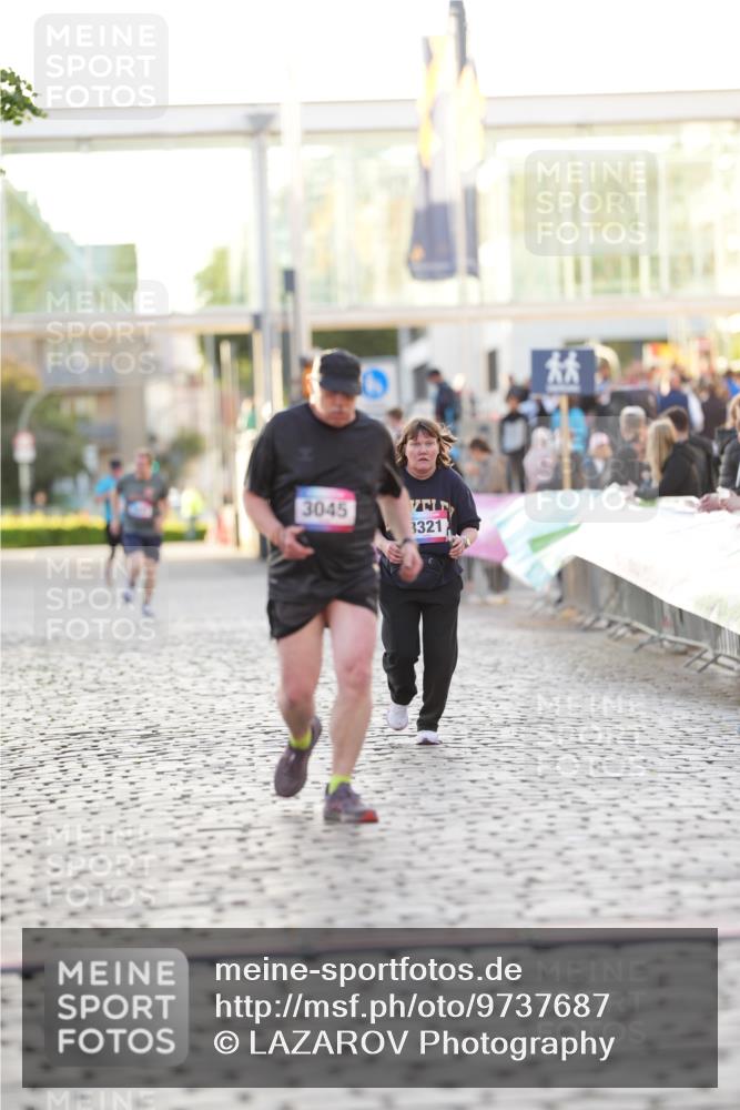 12.06.2026 - Holstenköstenlauf LAZAROV Photography http://msf.ph/oto/9737687 12.06.2026 20:16:44 Laufen 3045, 3321 meine-sportfotos.de
