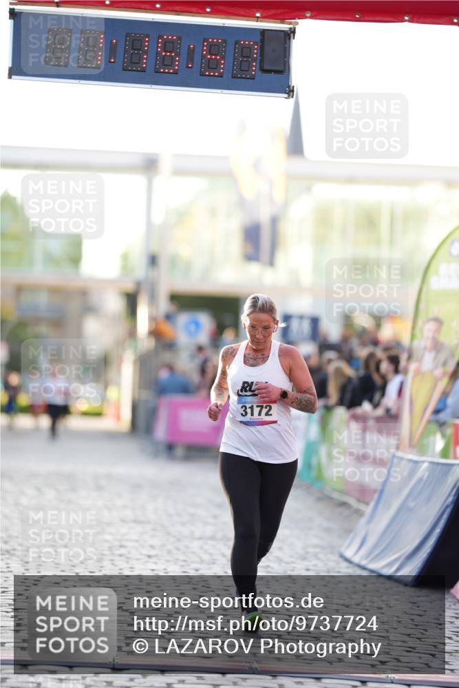 12.06.2026 - Holstenköstenlauf LAZAROV Photography http://msf.ph/oto/9737724 12.06.2026 20:15:55 Laufen 3172 meine-sportfotos.de