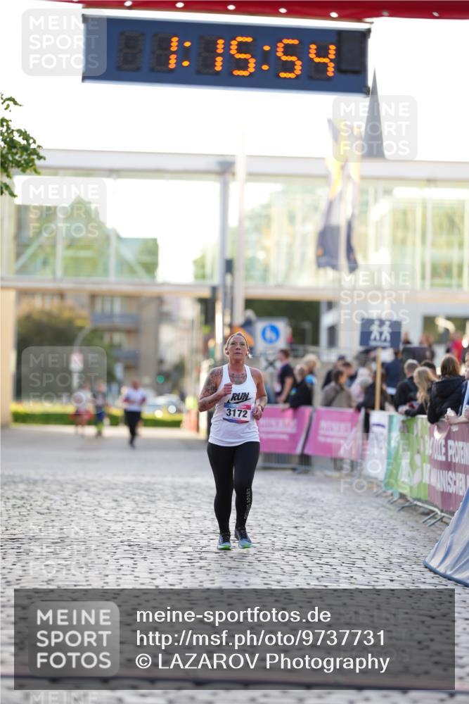 12.06.2026 - Holstenköstenlauf LAZAROV Photography http://msf.ph/oto/9737731 12.06.2026 20:15:52 Laufen 3172 meine-sportfotos.de