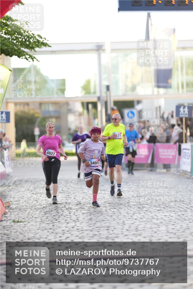 12.06.2026 - Holstenköstenlauf LAZAROV Photography http://msf.ph/oto/9737767 12.06.2026 20:14:37 Laufen 3491, 4827 meine-sportfotos.de