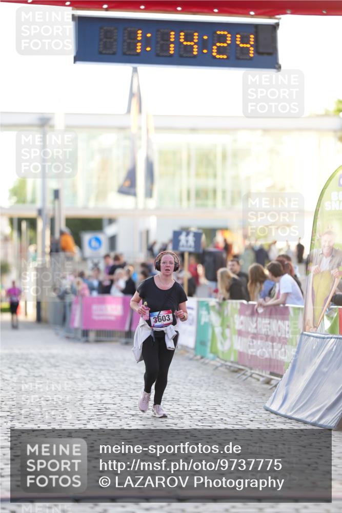 12.06.2026 - Holstenköstenlauf LAZAROV Photography http://msf.ph/oto/9737775 12.06.2026 20:14:23 Laufen 3603 meine-sportfotos.de