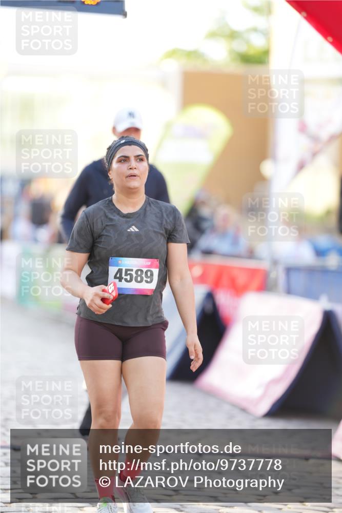 12.06.2026 - Holstenköstenlauf LAZAROV Photography http://msf.ph/oto/9737778 12.06.2026 20:14:09 Laufen 3947, 4589, 4864 meine-sportfotos.de