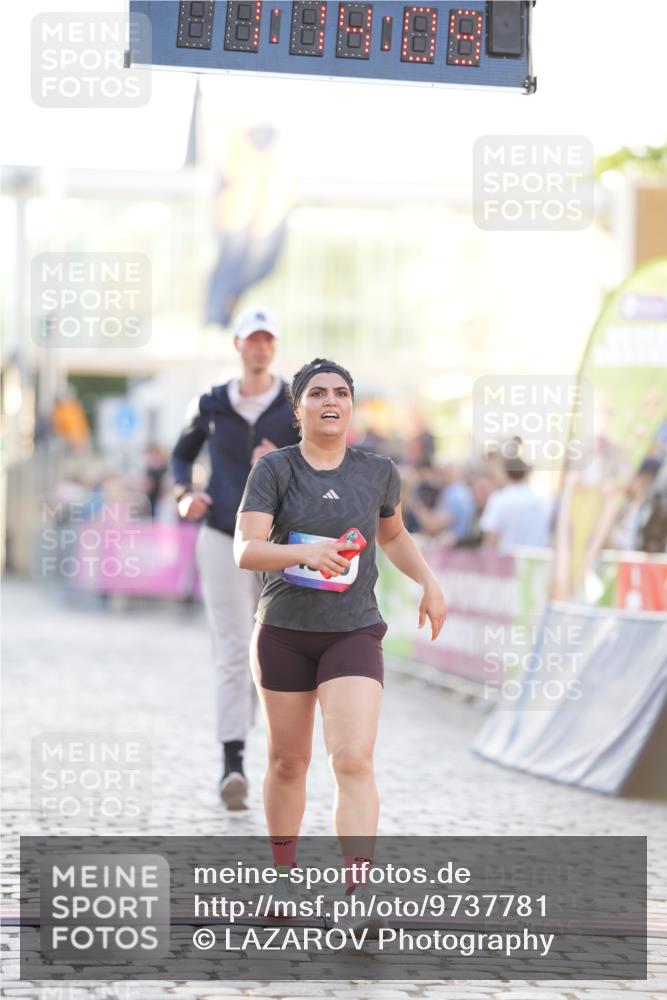 12.06.2026 - Holstenköstenlauf LAZAROV Photography http://msf.ph/oto/9737781 12.06.2026 20:14:07 Laufen 3947, 4589, 4864 meine-sportfotos.de