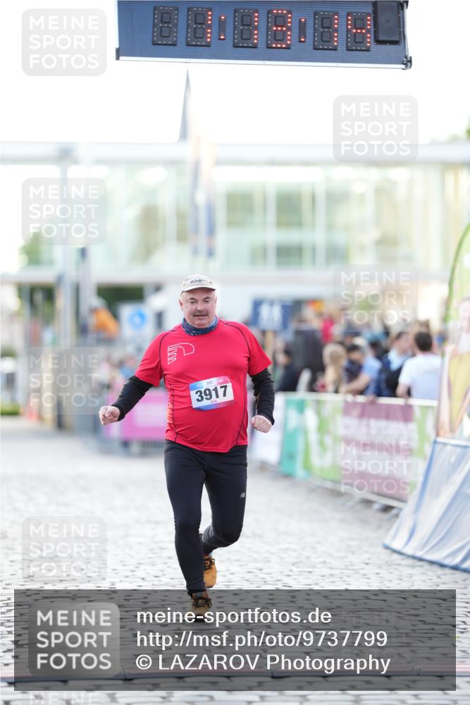 12.06.2026 - Holstenköstenlauf LAZAROV Photography http://msf.ph/oto/9737799 12.06.2026 20:13:12 Laufen 3917 meine-sportfotos.de
