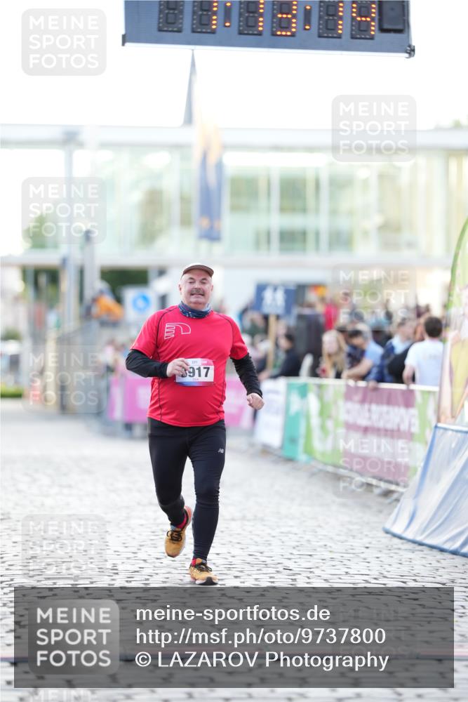 12.06.2026 - Holstenköstenlauf LAZAROV Photography http://msf.ph/oto/9737800 12.06.2026 20:13:12 Laufen 3917 meine-sportfotos.de