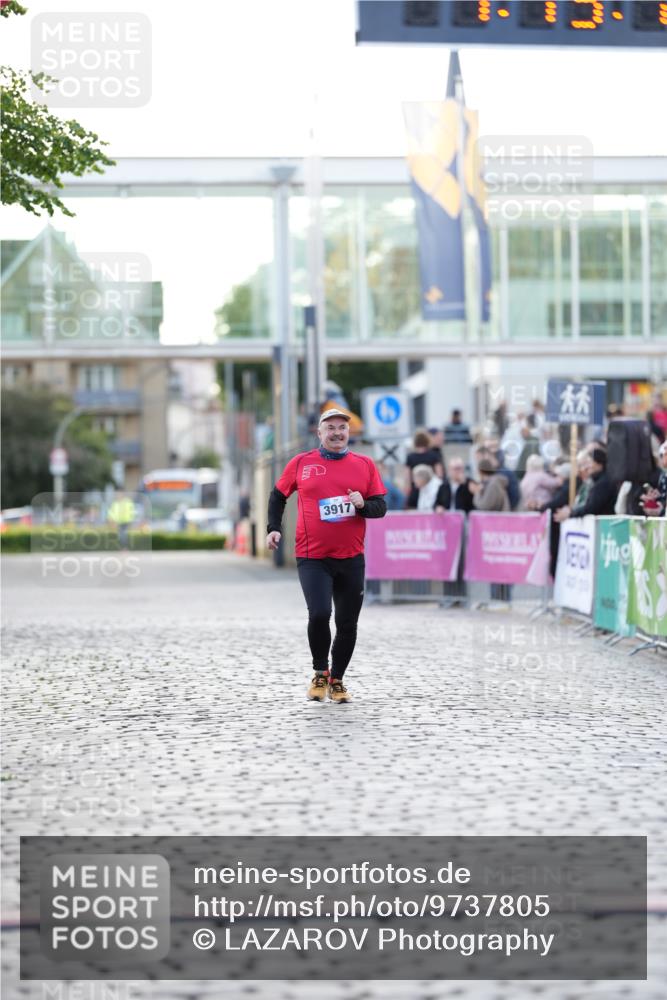 12.06.2026 - Holstenköstenlauf LAZAROV Photography http://msf.ph/oto/9737805 12.06.2026 20:13:09 Laufen  meine-sportfotos.de