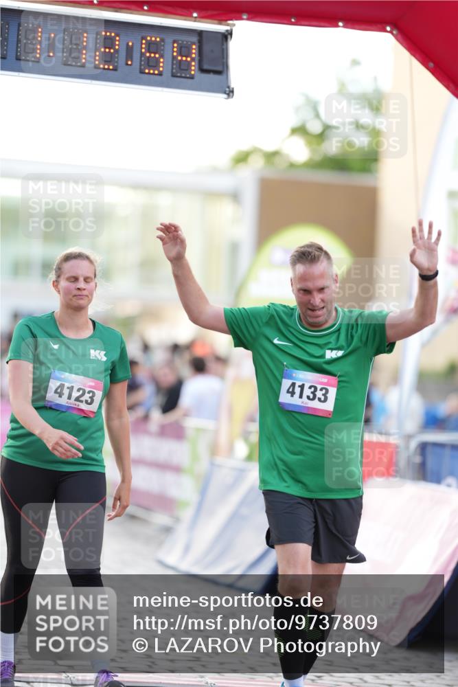 12.06.2026 - Holstenköstenlauf LAZAROV Photography http://msf.ph/oto/9737809 12.06.2026 20:12:53 Laufen 3091, 4123, 4133, 4367 meine-sportfotos.de