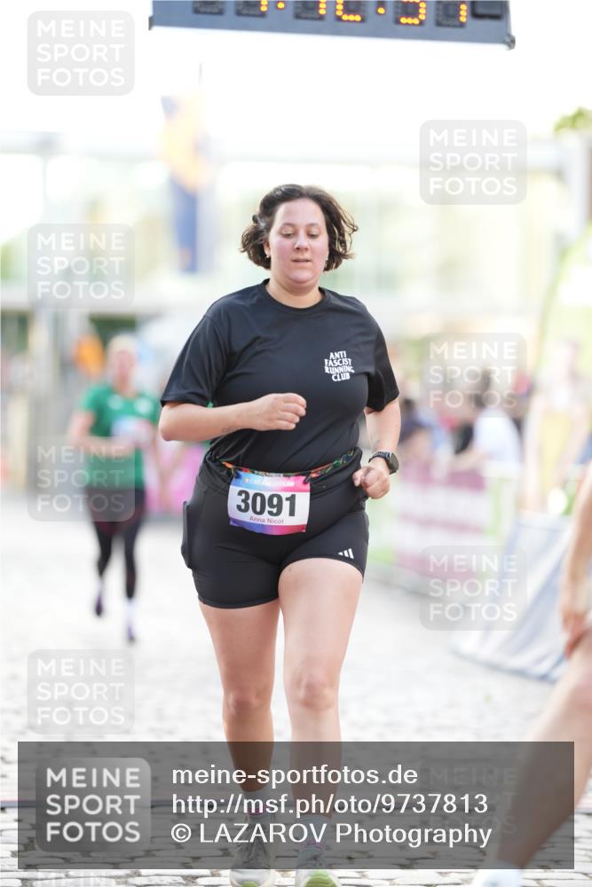 12.06.2026 - Holstenköstenlauf LAZAROV Photography http://msf.ph/oto/9737813 12.06.2026 20:12:49 Laufen 3091, 4123, 4133, 4148 meine-sportfotos.de