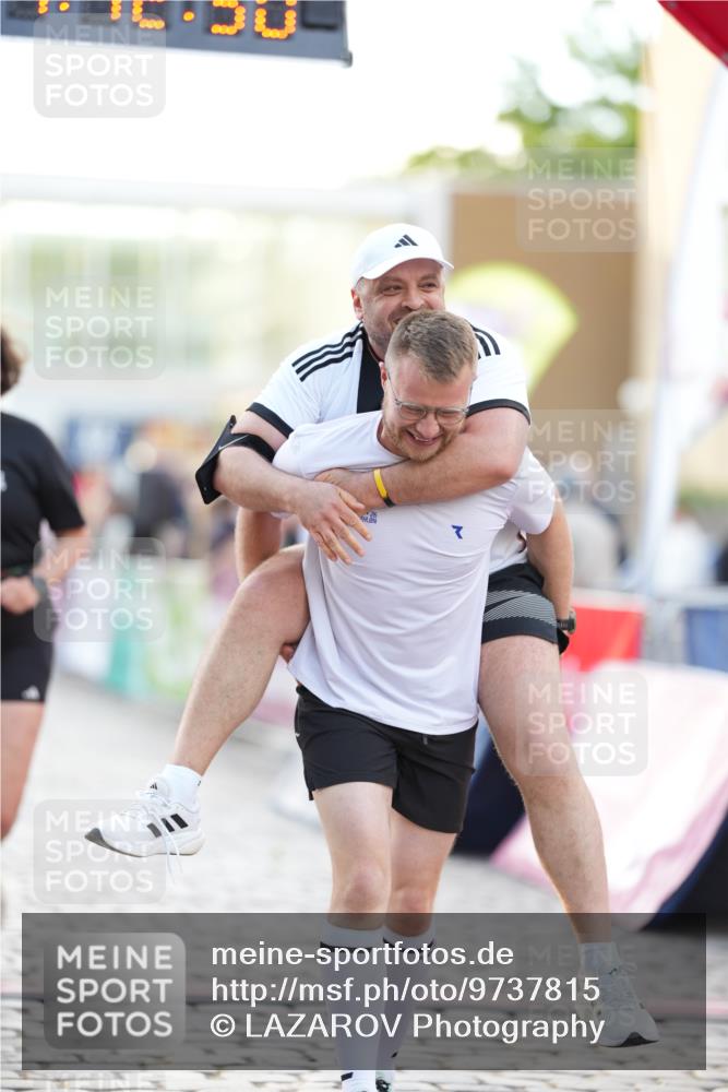 12.06.2026 - Holstenköstenlauf LAZAROV Photography http://msf.ph/oto/9737815 12.06.2026 20:12:48 Laufen 3091, 4148 meine-sportfotos.de