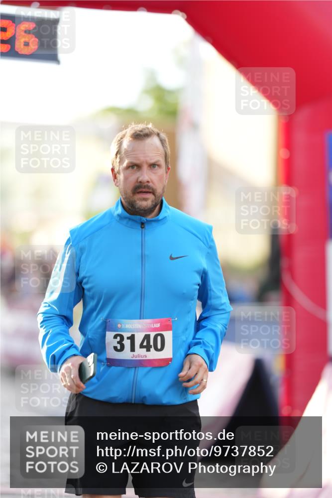 12.06.2026 - Holstenköstenlauf LAZAROV Photography http://msf.ph/oto/9737852 12.06.2026 20:12:24 Laufen 3140, 3141, 3201, 3204 meine-sportfotos.de