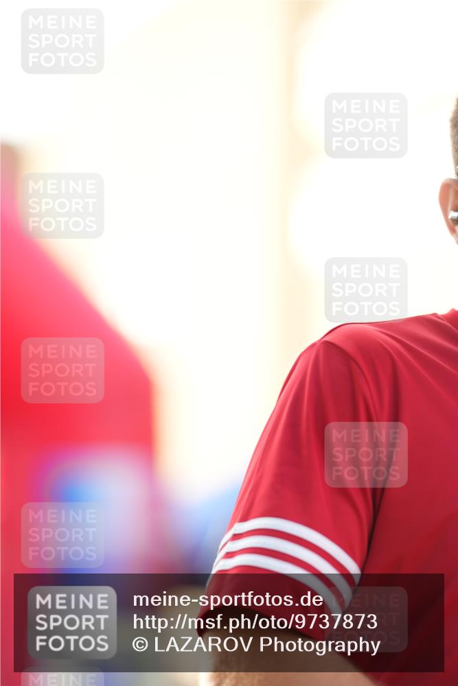 12.06.2026 - Holstenköstenlauf LAZAROV Photography http://msf.ph/oto/9737873 12.06.2026 20:11:47 Laufen 3371, 4389, 4429, 4433, 4657, 4658, 4822, 4913 meine-sportfotos.de