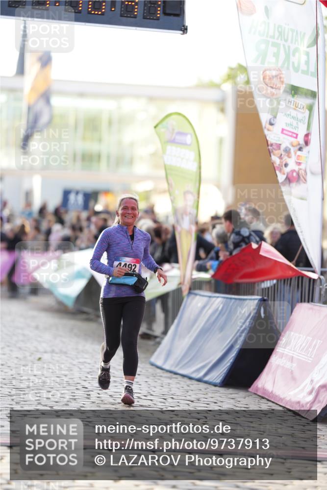 12.06.2026 - Holstenköstenlauf LAZAROV Photography http://msf.ph/oto/9737913 12.06.2026 20:10:46 Laufen 4492 meine-sportfotos.de