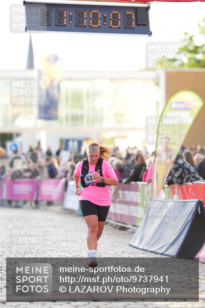 12.06.2026 - Holstenköstenlauf LAZAROV Photography http://msf.ph/oto/9737941 12.06.2026 20:10:06 Laufen 3163, 3764, 4370 meine-sportfotos.de