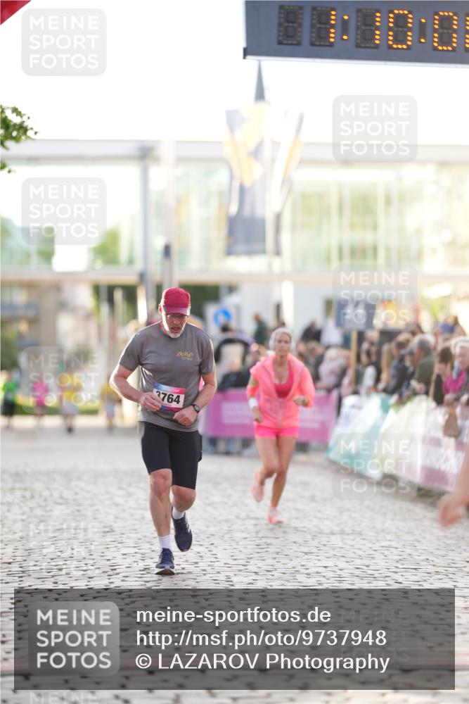 12.06.2026 - Holstenköstenlauf LAZAROV Photography http://msf.ph/oto/9737948 12.06.2026 20:09:59 Laufen 3163, 3764, 4355, 4386, 4401 meine-sportfotos.de