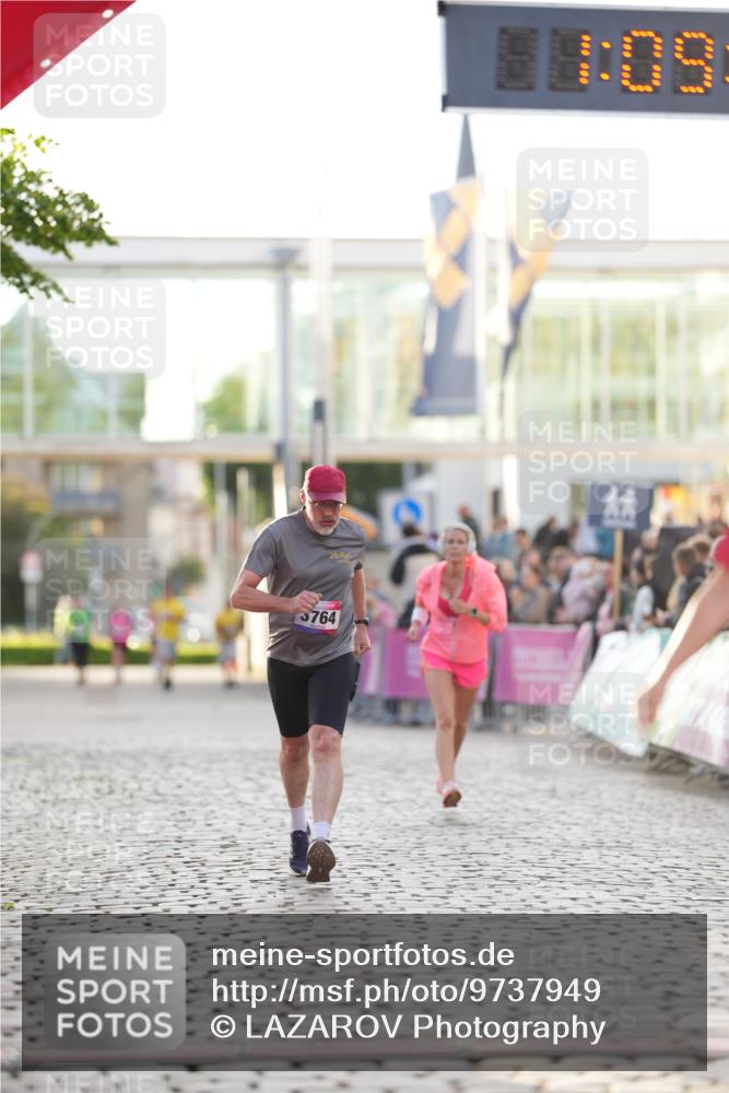 12.06.2026 - Holstenköstenlauf LAZAROV Photography http://msf.ph/oto/9737949 12.06.2026 20:09:58 Laufen 3163, 3764, 4355, 4386, 4401 meine-sportfotos.de