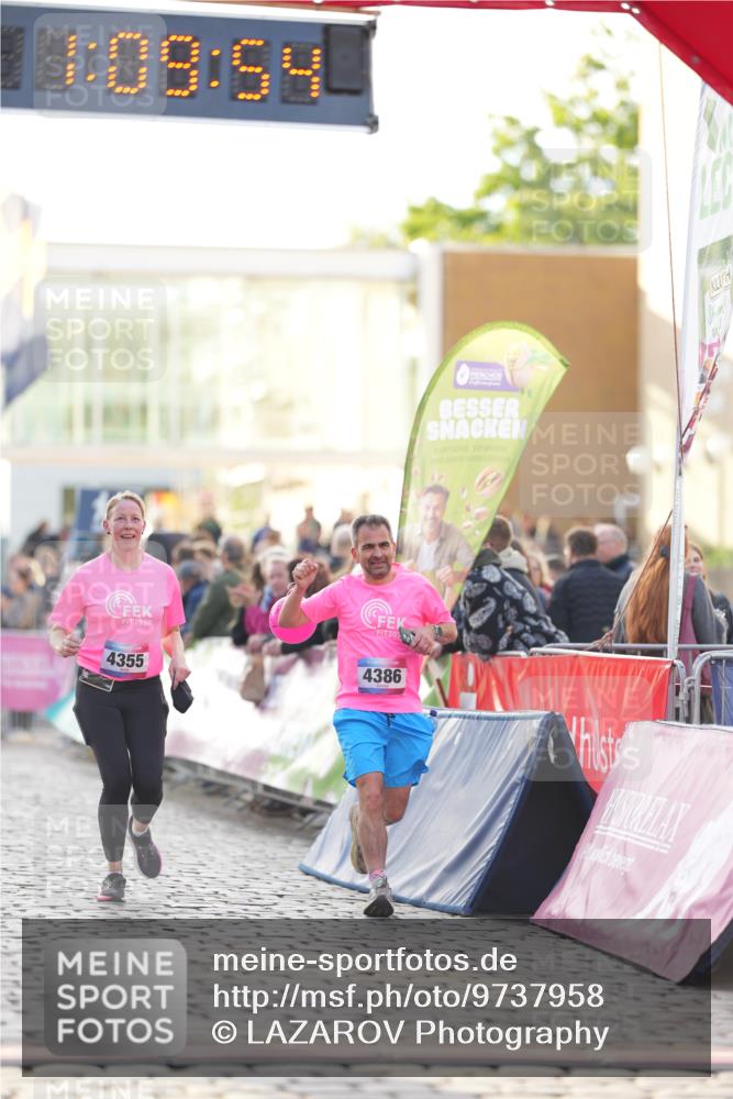 12.06.2026 - Holstenköstenlauf LAZAROV Photography http://msf.ph/oto/9737958 12.06.2026 20:09:54 Laufen 4160, 4355, 4386, 4401 meine-sportfotos.de