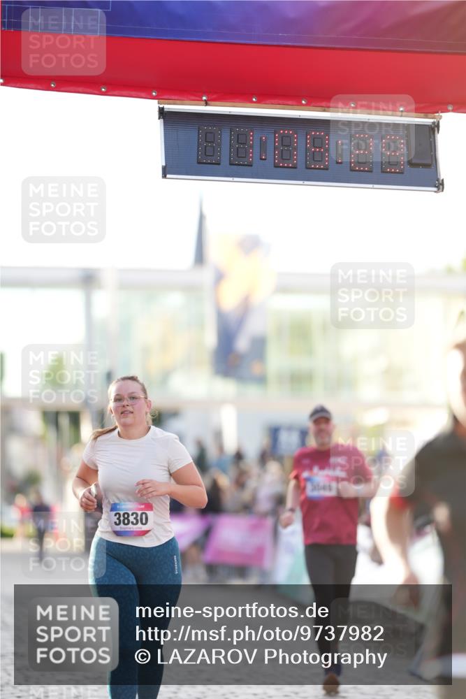 12.06.2026 - Holstenköstenlauf LAZAROV Photography http://msf.ph/oto/9737982 12.06.2026 20:09:28 Laufen 3049, 3139, 3182, 3830, 4854 meine-sportfotos.de