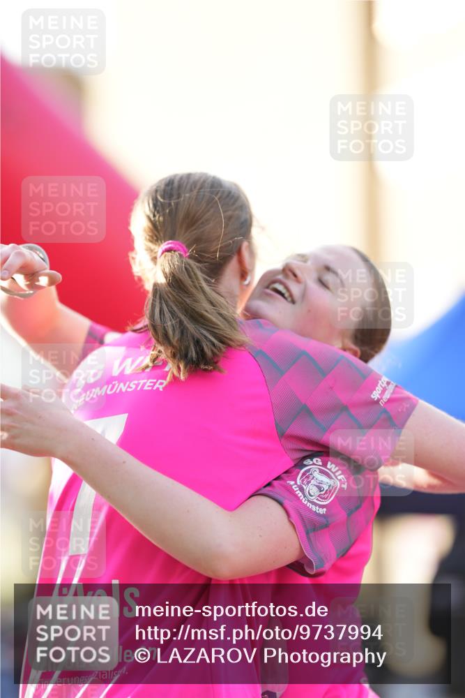 12.06.2026 - Holstenköstenlauf LAZAROV Photography http://msf.ph/oto/9737994 12.06.2026 20:09:20 Laufen 3182 meine-sportfotos.de