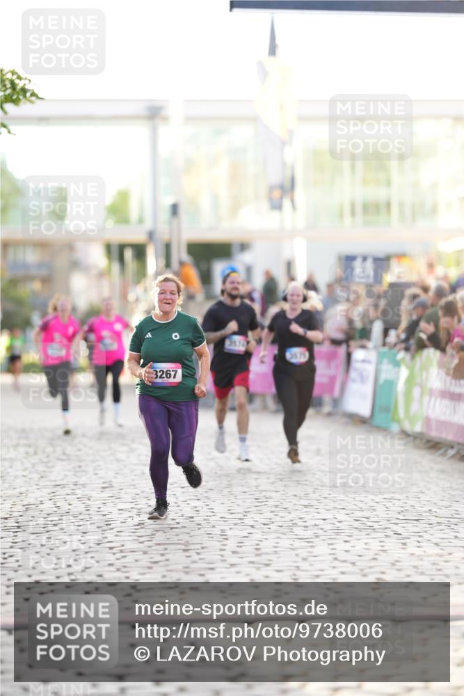 12.06.2026 - Holstenköstenlauf LAZAROV Photography http://msf.ph/oto/9738006 12.06.2026 20:09:08 Laufen 3267, 3277, 3574, 3575, 4256, 4259 meine-sportfotos.de