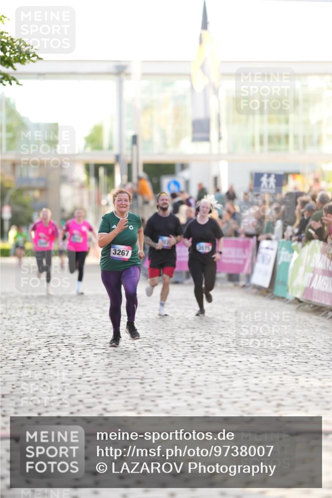 12.06.2026 - Holstenköstenlauf LAZAROV Photography http://msf.ph/oto/9738007 12.06.2026 20:09:08 Laufen 3267, 3277, 3574, 3575, 4256, 4259 meine-sportfotos.de