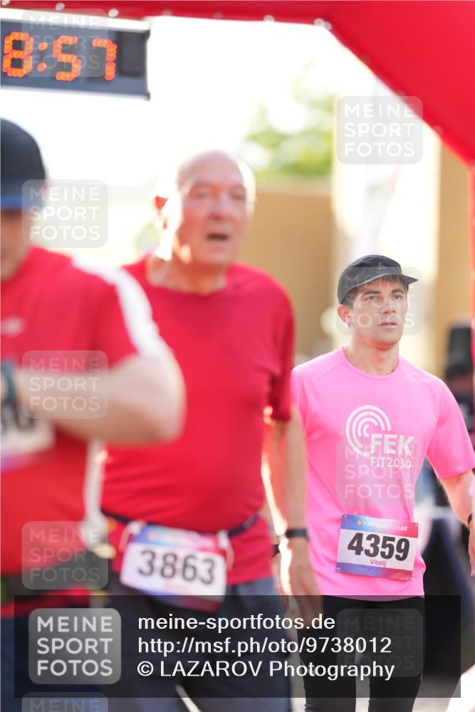 12.06.2026 - Holstenköstenlauf LAZAROV Photography http://msf.ph/oto/9738012 12.06.2026 20:08:56 Laufen 3650, 3863, 4359, 4360 meine-sportfotos.de