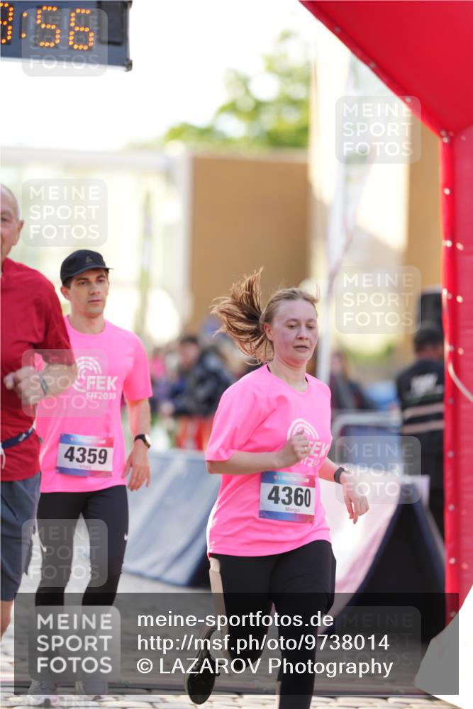 12.06.2026 - Holstenköstenlauf LAZAROV Photography http://msf.ph/oto/9738014 12.06.2026 20:08:55 Laufen 3650, 3863, 4359, 4360 meine-sportfotos.de