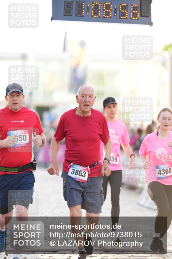12.06.2026 - Holstenköstenlauf LAZAROV Photography http://msf.ph/oto/9738015 12.06.2026 20:08:55 Laufen 3650, 3863, 4359, 4360 meine-sportfotos.de