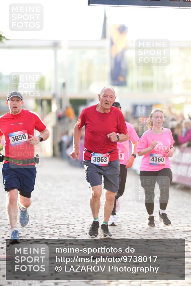 12.06.2026 - Holstenköstenlauf LAZAROV Photography http://msf.ph/oto/9738017 12.06.2026 20:08:54 Laufen 3650, 3863, 4359, 4360 meine-sportfotos.de