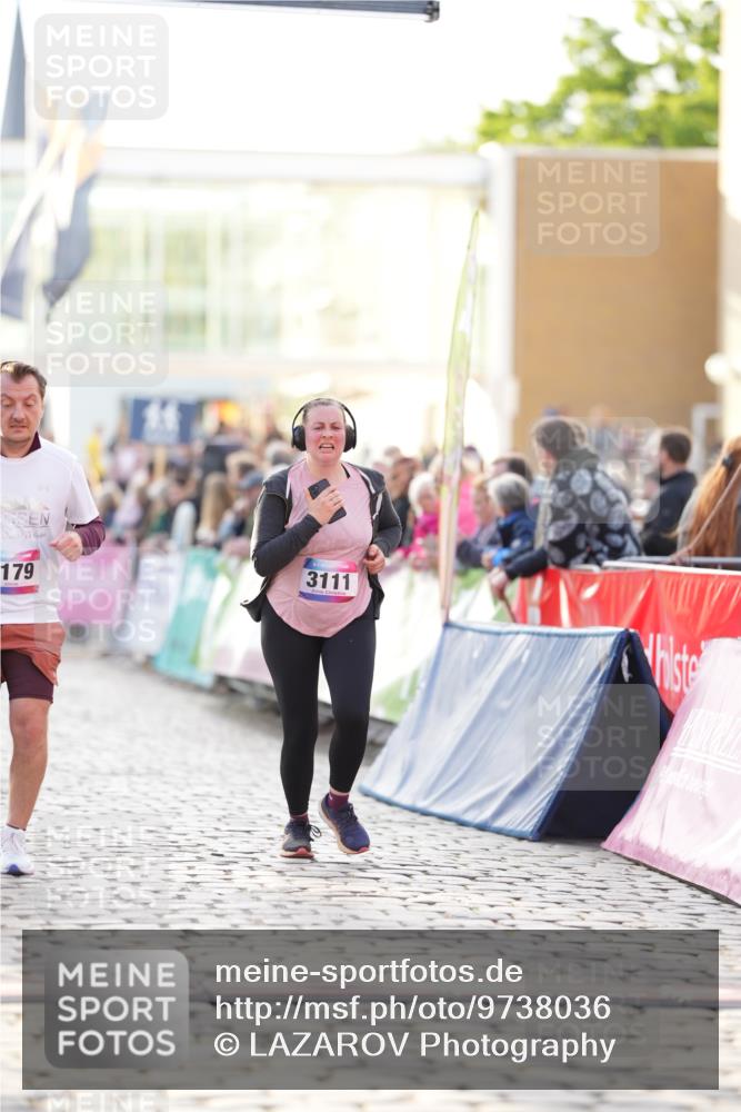 12.06.2026 - Holstenköstenlauf LAZAROV Photography http://msf.ph/oto/9738036 12.06.2026 20:08:25 Laufen 3111, 3502, 4179 meine-sportfotos.de