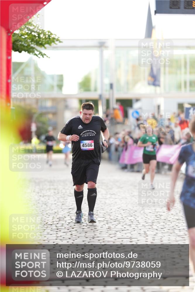 12.06.2026 - Holstenköstenlauf LAZAROV Photography http://msf.ph/oto/9738059 12.06.2026 20:07:51 Laufen 3213, 3214, 3711, 3843, 4586 meine-sportfotos.de