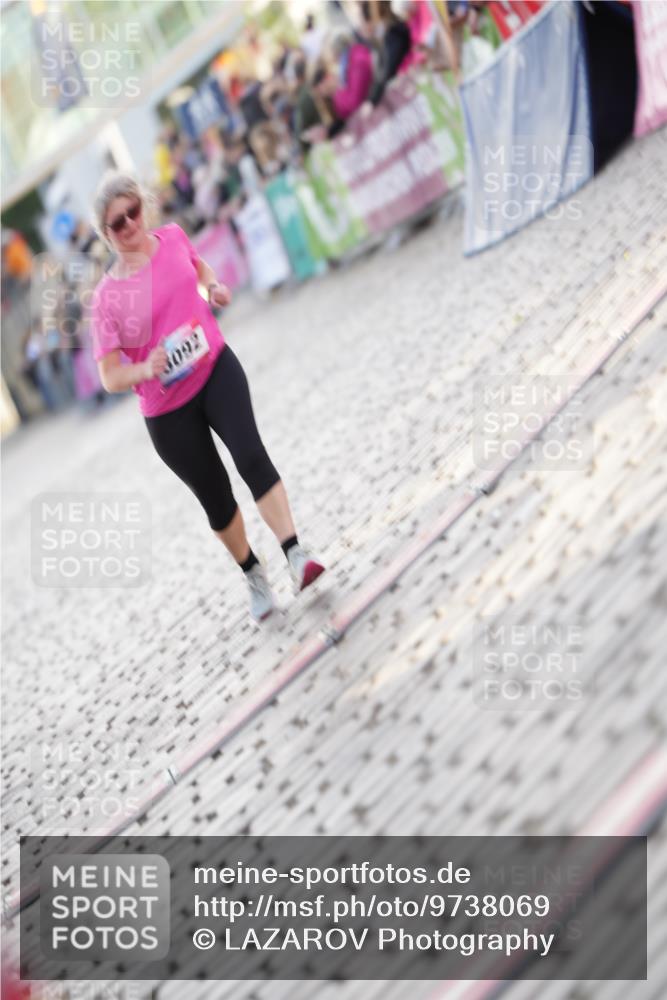 12.06.2026 - Holstenköstenlauf LAZAROV Photography http://msf.ph/oto/9738069 12.06.2026 20:07:33 Laufen 3092, 4384 meine-sportfotos.de