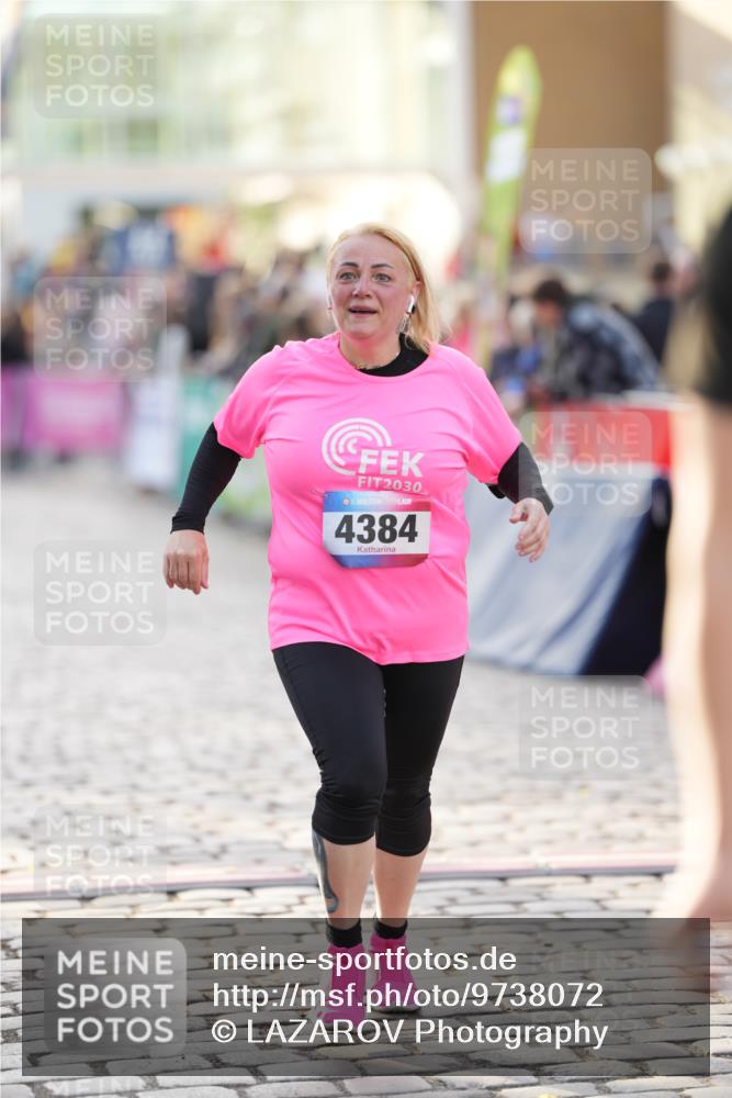 12.06.2026 - Holstenköstenlauf LAZAROV Photography http://msf.ph/oto/9738072 12.06.2026 20:07:30 Laufen 3092, 4384, 4590 meine-sportfotos.de