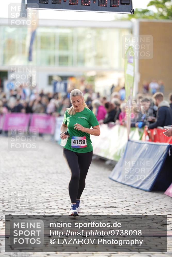 12.06.2026 - Holstenköstenlauf LAZAROV Photography http://msf.ph/oto/9738098 12.06.2026 20:06:58 Laufen 3066, 3661, 4159, 4397 meine-sportfotos.de