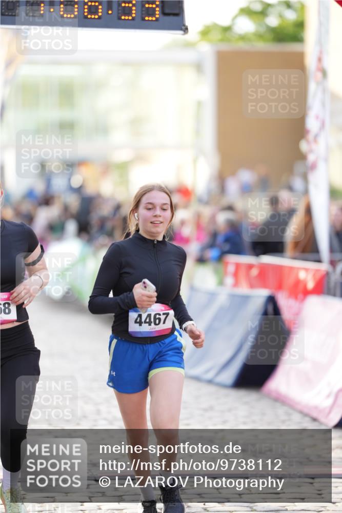 12.06.2026 - Holstenköstenlauf LAZAROV Photography http://msf.ph/oto/9738112 12.06.2026 20:06:33 Laufen 4467, 4468 meine-sportfotos.de