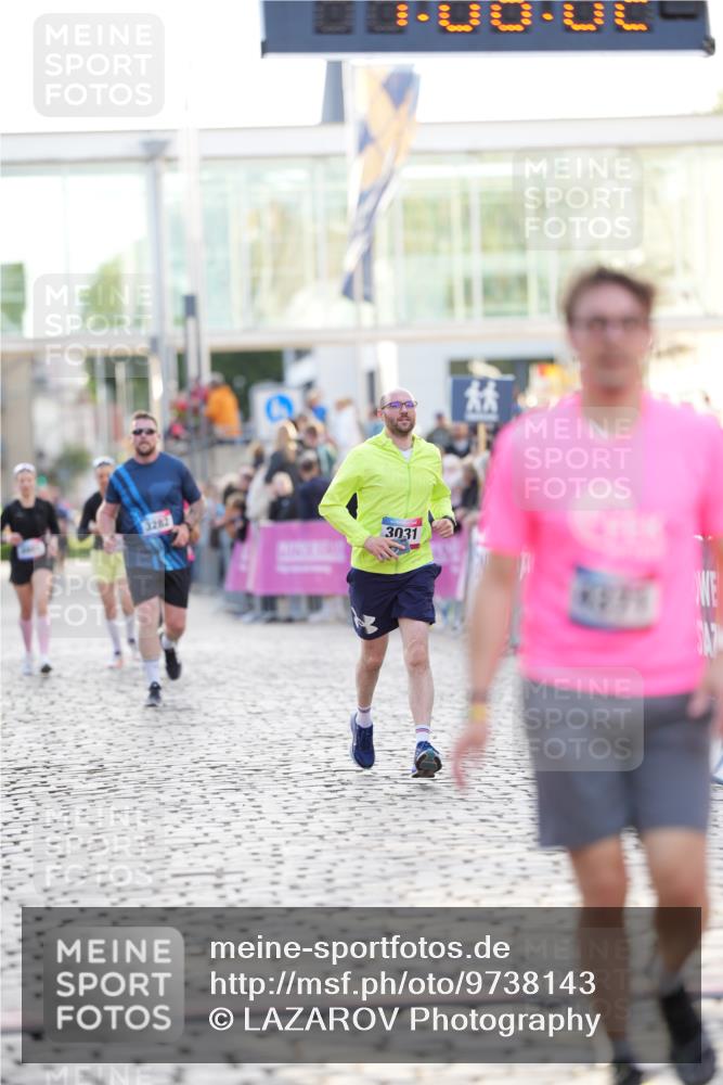 12.06.2026 - Holstenköstenlauf LAZAROV Photography http://msf.ph/oto/9738143 12.06.2026 20:06:01 Laufen 3031, 4371, 4485, 4486 meine-sportfotos.de