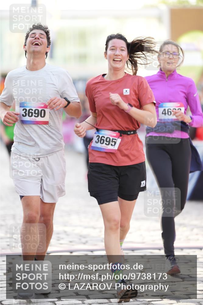 12.06.2026 - Holstenköstenlauf LAZAROV Photography http://msf.ph/oto/9738173 12.06.2026 20:05:27 Laufen 3168, 3366, 3591, 3690, 3695, 4633, 4867 meine-sportfotos.de