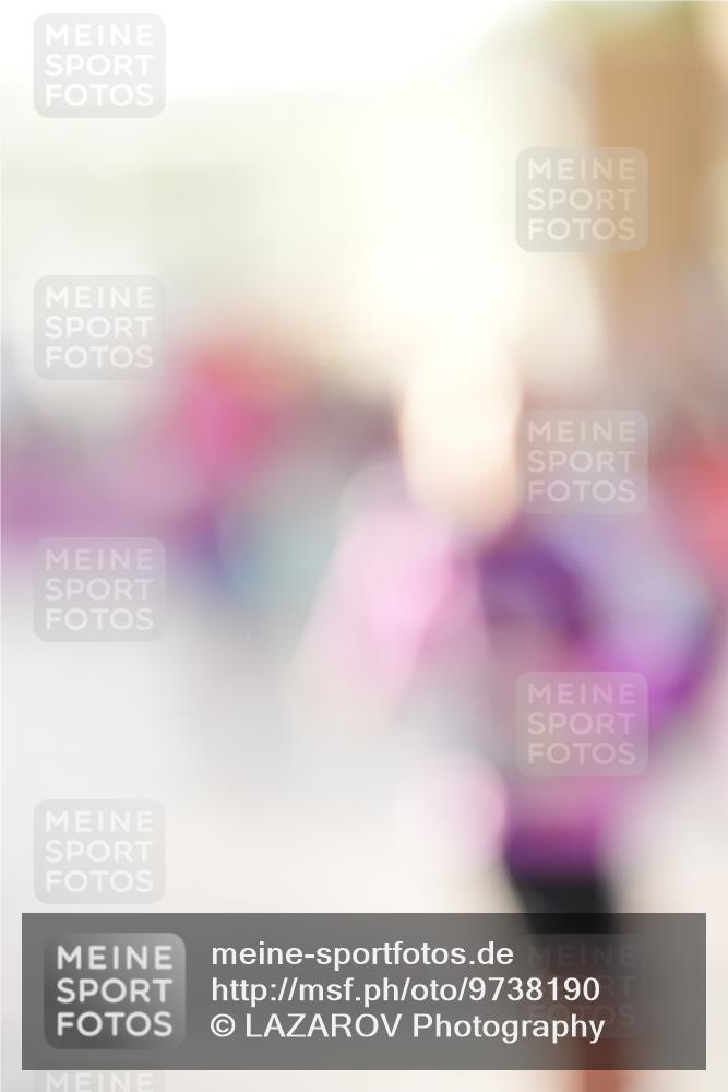 12.06.2026 - Holstenköstenlauf LAZAROV Photography http://msf.ph/oto/9738190 12.06.2026 20:05:08 Laufen 3250, 3367, 3450, 3908 meine-sportfotos.de