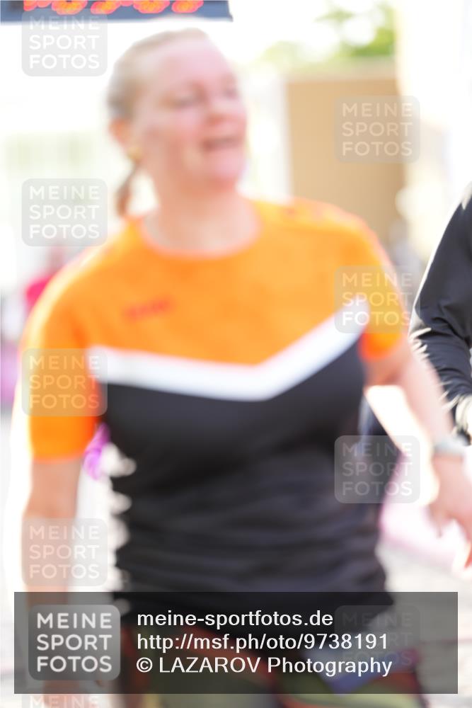 12.06.2026 - Holstenköstenlauf LAZAROV Photography http://msf.ph/oto/9738191 12.06.2026 20:05:08 Laufen 3250, 3367, 3450, 3908 meine-sportfotos.de