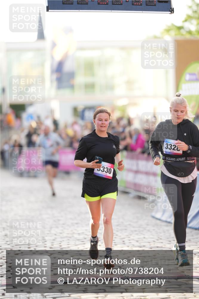 12.06.2026 - Holstenköstenlauf LAZAROV Photography http://msf.ph/oto/9738204 12.06.2026 20:04:57 Laufen 3328, 3330, 3357, 3756, 3837, 4162, 4617, 4725 meine-sportfotos.de