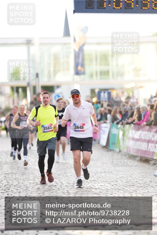 12.06.2026 - Holstenköstenlauf LAZAROV Photography http://msf.ph/oto/9738228 12.06.2026 20:04:37 Laufen 3583, 3975, 4190, 4766, 4850 meine-sportfotos.de