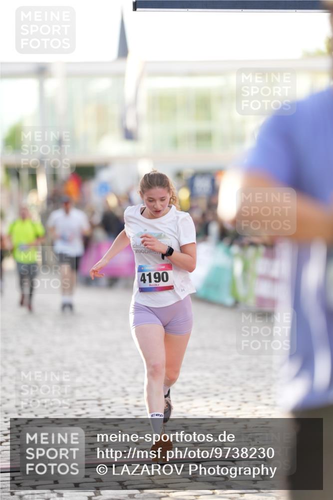 12.06.2026 - Holstenköstenlauf LAZAROV Photography http://msf.ph/oto/9738230 12.06.2026 20:04:33 Laufen 4190, 4415, 4850 meine-sportfotos.de
