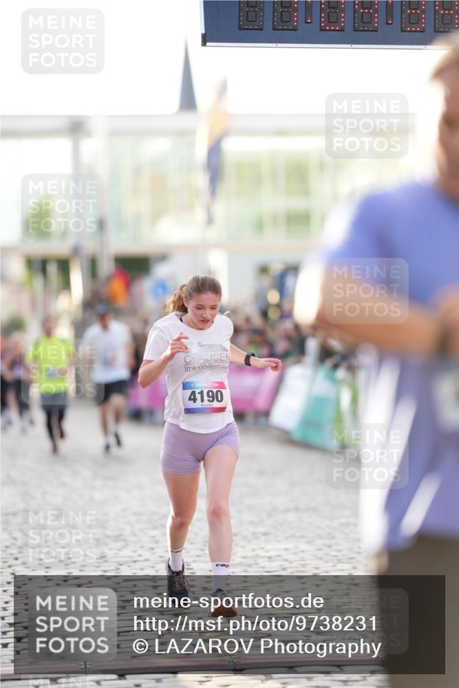 12.06.2026 - Holstenköstenlauf LAZAROV Photography http://msf.ph/oto/9738231 12.06.2026 20:04:33 Laufen 4190, 4415, 4850 meine-sportfotos.de