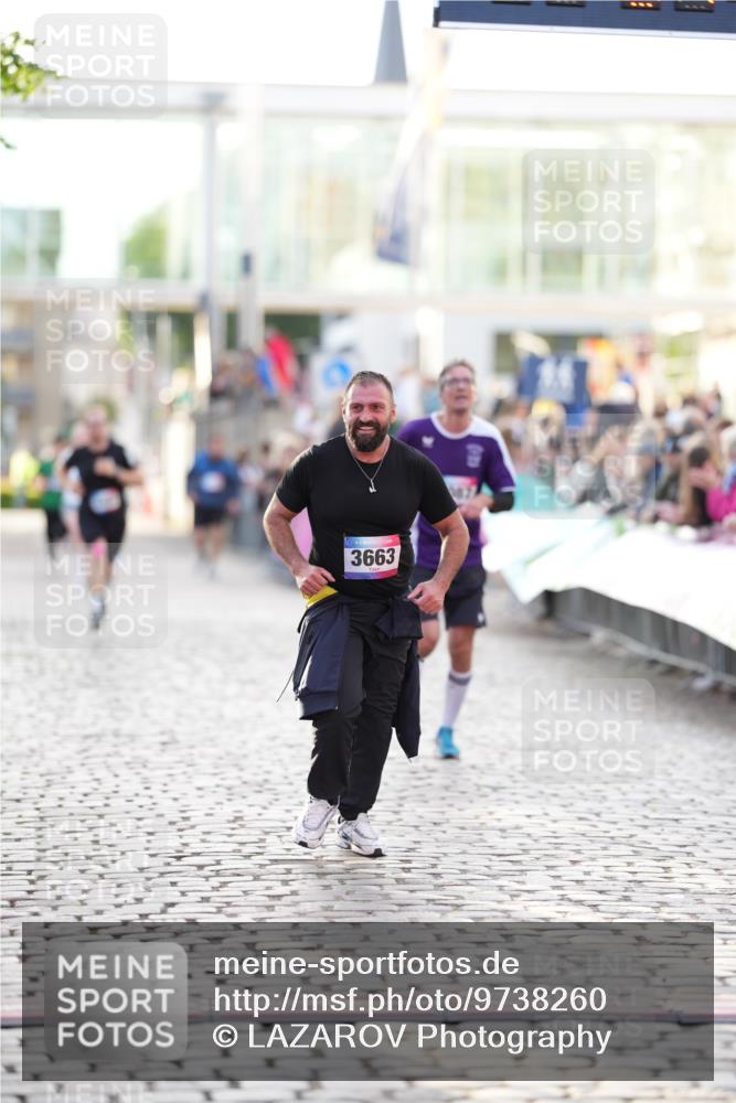 12.06.2026 - Holstenköstenlauf LAZAROV Photography http://msf.ph/oto/9738260 12.06.2026 20:04:08 Laufen 3620, 3621, 3663, 4087, 4108 meine-sportfotos.de