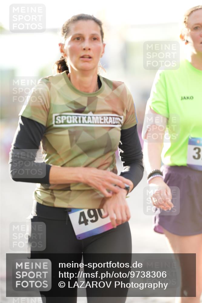 12.06.2026 - Holstenköstenlauf LAZAROV Photography http://msf.ph/oto/9738306 12.06.2026 20:03:24 Laufen 3257, 3439, 3477, 3508, 4182, 4903 meine-sportfotos.de
